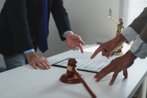 shutterstock cautoinnementdisproportionne