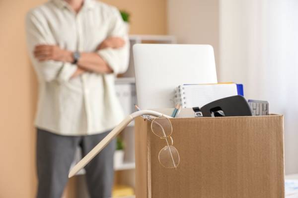 shutterstock demissionabsence